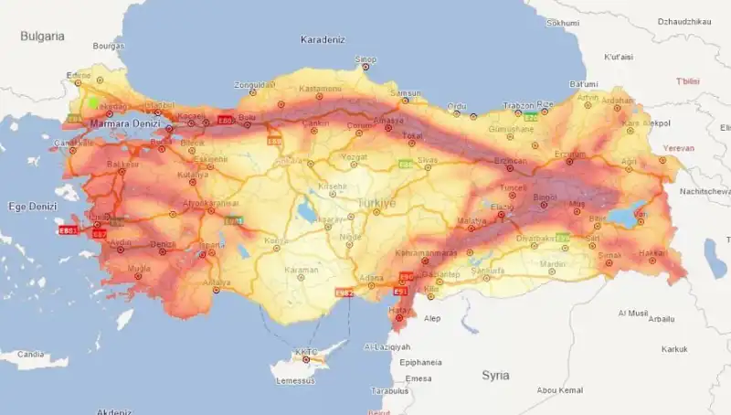 Evimin Altında Fay Hattı Var mı? 2025 Diri Fay Haritası Açıkladı!