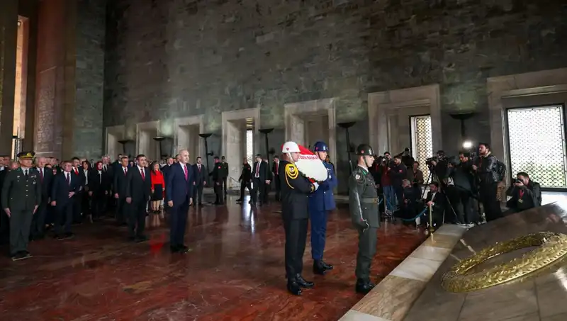 Anıtkabir'de Bir Araya Gelen Devlet Erkanı: Tarihi Anların Dönüşü