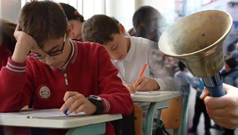 İkinci Ara Tatil Ne Zaman? MEB 2024-2025 Takvimi Açıklandı!