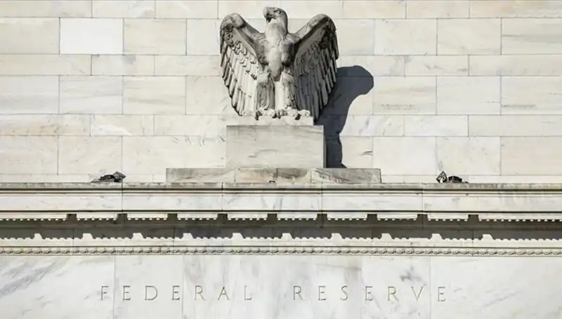Önümüzdeki FED Faiz Kararı: 2025 Mayıs Beklentileri ve Olası Senaryolar