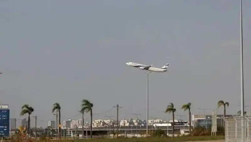Yemenli Husiler, Ben Gurion Havalimanı'nı Füzelerle Hedef Aldı