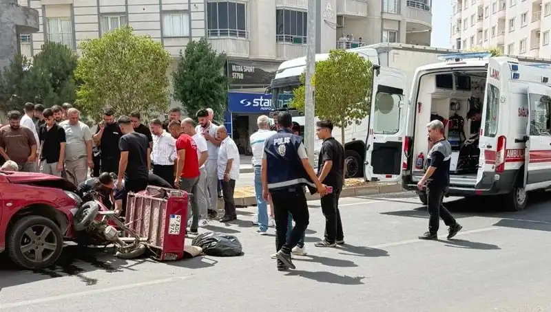 Mardin'de Trafik Kazası: İki Kişi Yaralandı, Olayın Detayları Şok Edici!