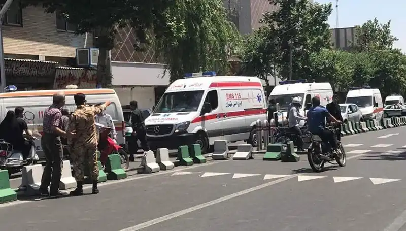 İran'ın Güneydoğusunda Şok Edici Silahlı Saldırı: 5 Polis Hayatını Kaybetti!