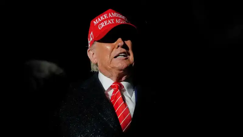 Yüksek Mahkeme'den Trump’a Göçmenlere Sermaye Yetkisi: İptal Süreçleri Başlıyor!