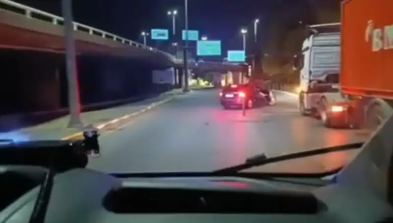 İstanbul'da Görülmemiş Kaçakçılık Operasyonu: 36 Milyon TL'lik Ürünler Ele Geçirildi