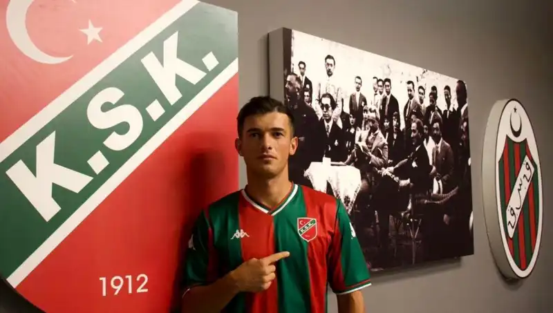 Karşıyaka'da Transfer Hamleleri Hız Kazandı: Yeni Yüzler Geliyor!