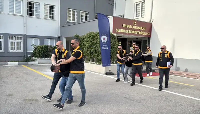 Emlak Krizi: Alacak Verecek Sebebiyle Evi Kurşunlayanlar Yakalandı!