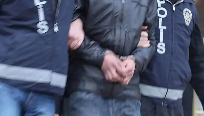 Osmaniye'de Uyuşturucu Operasyonu: 7 Kişi Tutuklandı, Şehirdeki Asayiş Alarm Verdi