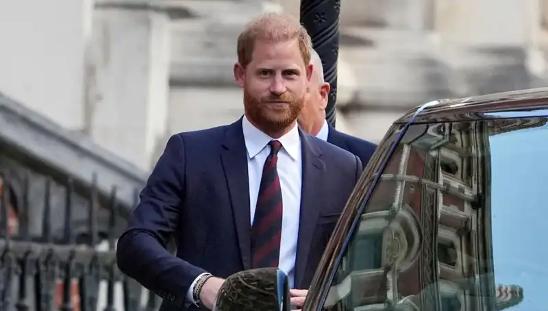 Prens Harry’nin Ailesiyle Barışma İhtiyacı: Kraliyet İlişkilerinin Yeniden Onarılması