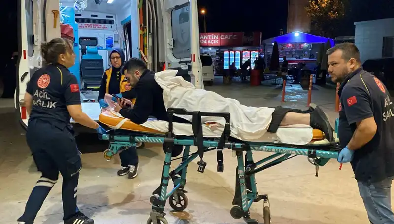 Kavga Eden Çiftçi, Uyarı Sonrası Tüyler Ürperten Olayda Bıçaklandı!