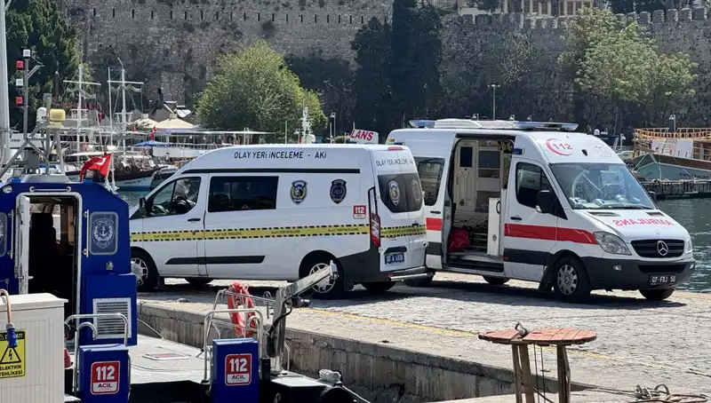 Antalya Kıyılarında Gizemli Bir Erkeğin Cesedi Bulundu