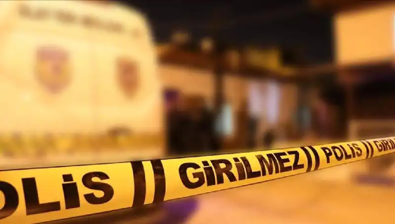 Denizli'de Gözler Önünde Yaşanan Korkunç Aile Dramı: Polis Memuru İntihar Etti