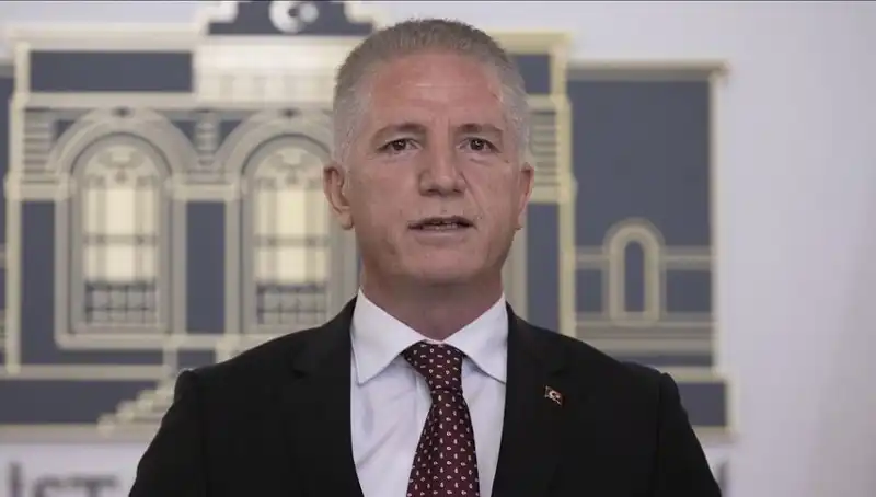 Vali Gül'den Dolandırıcılık Uyarısı: Sahtecilikle Mücadelede Dikkatli Olun!