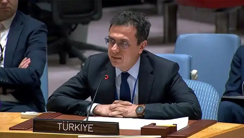 İsrail, Suriye'deki Hava Saldırılarına Son Vermeli: Uluslararası Tepkiler Artıyor