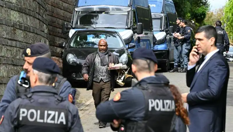 Tarihi Anlar: Roma’da İran ve ABD Nükleer Müzakereleri Başladı
