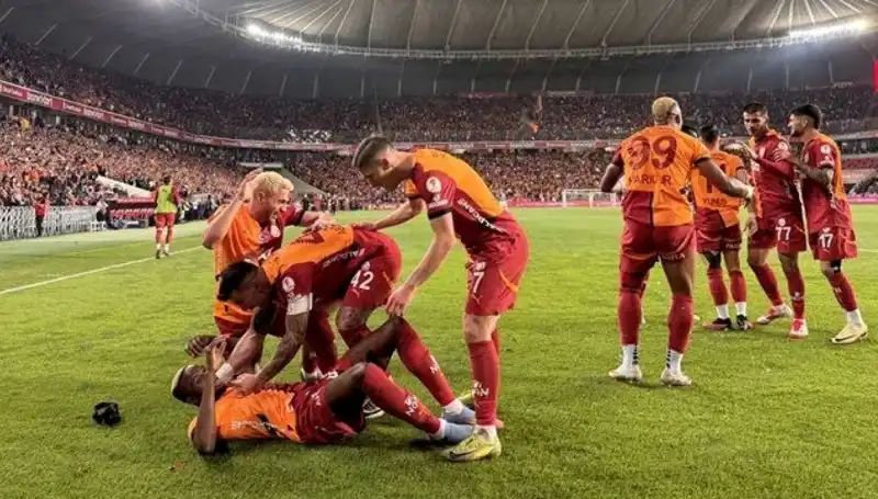 Kıran Kırana Pazarlık: 2025 Spor Dünyasında Transfer Çılgınlığı