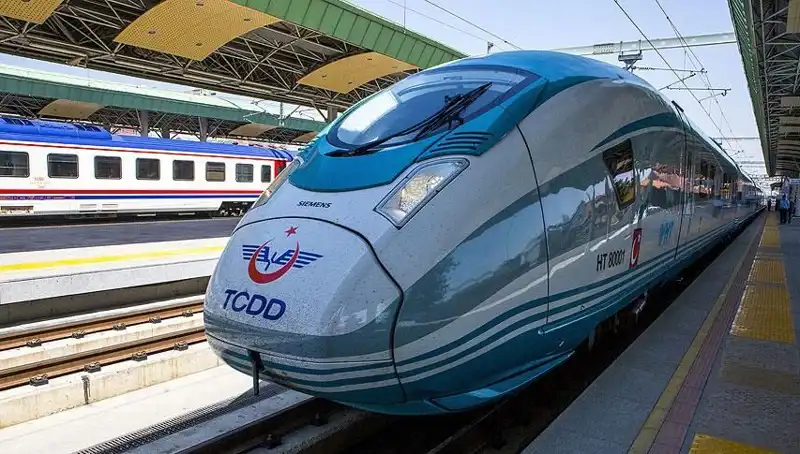 TCDD, 140 Yeni Tren Makinisti Alımı İçin Başvuruları Alıyor!