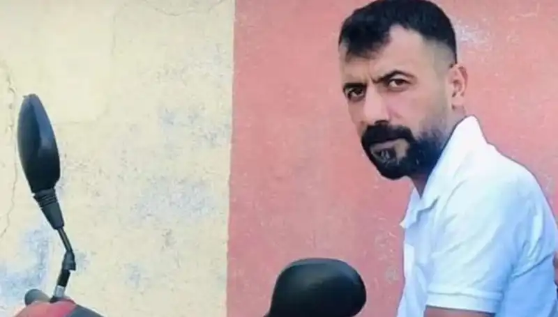 Yılan İnsanı Isırdı: Hastanede Hayatını Kaybettiği Olay Şok Etti
