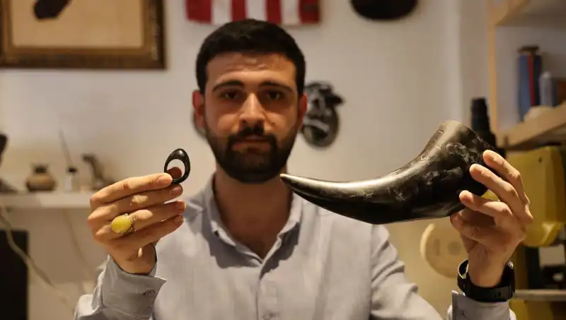 Türk Savaşçıların Tarih Boyunca Kullandığı Manda Boynuzu Ekipmanları