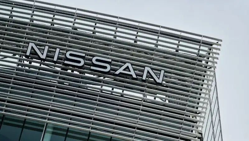 Nissan, Elektrikli Araç Üretiminde Foxconn ile Güç Birliği Yapabilir mi?